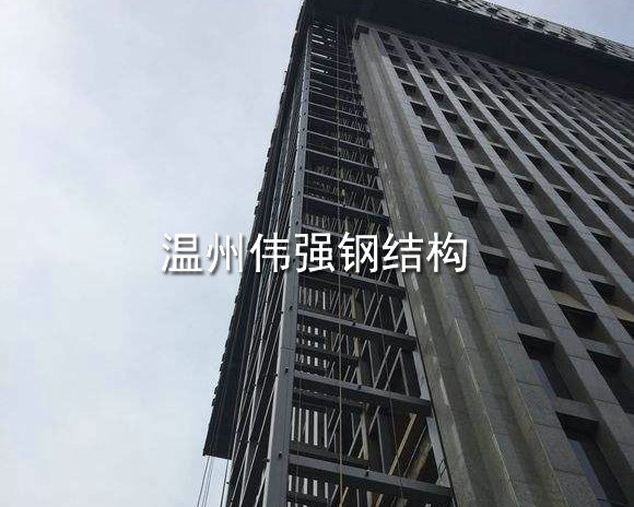 鋼結(jié)構(gòu)