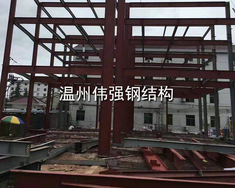 鋼結(jié)構(gòu)