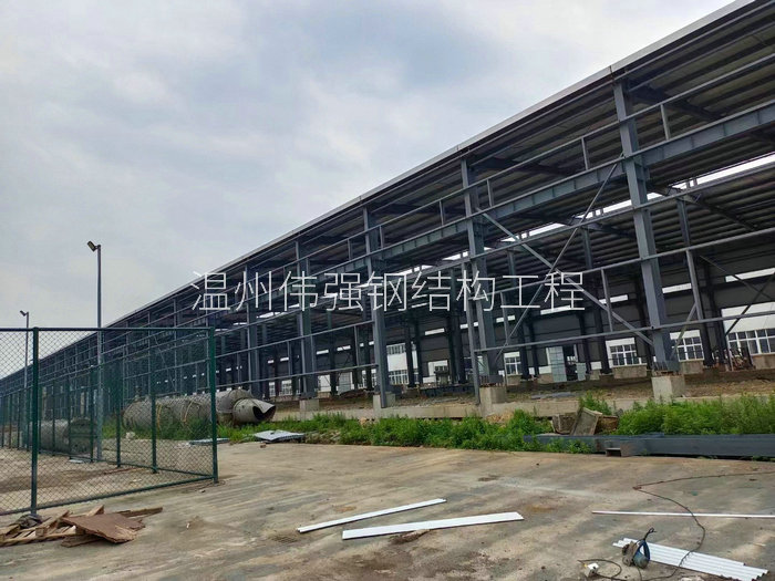 鋼結(jié)構(gòu)