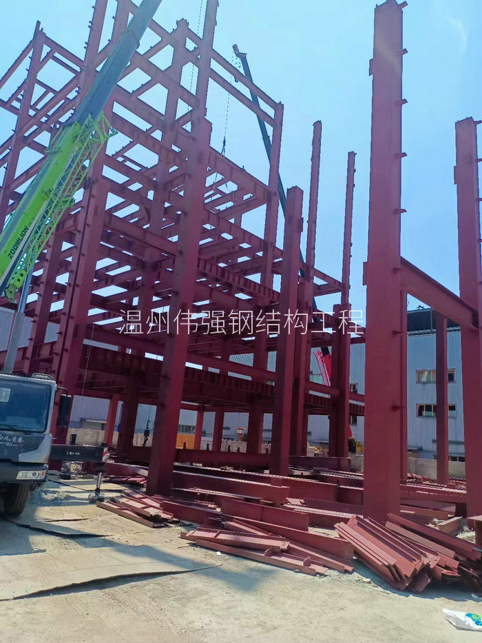 鋼結(jié)構(gòu)