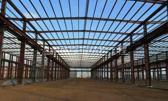 鋼結(jié)構(gòu)