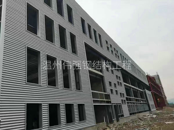 鋼結(jié)構(gòu)