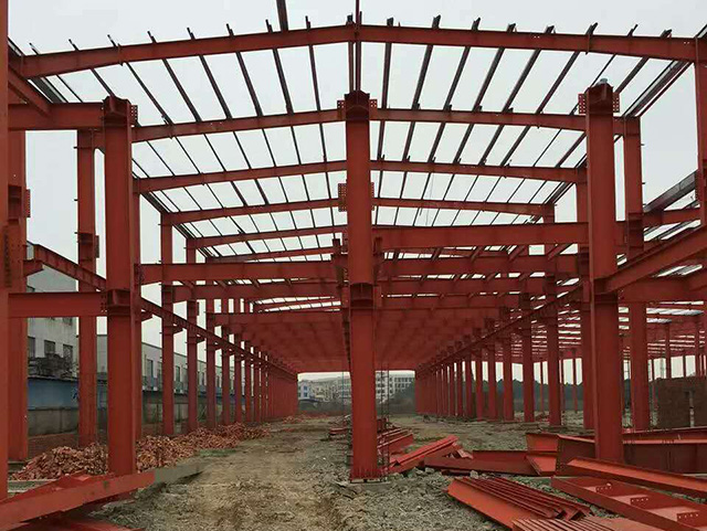 鋼結(jié)構(gòu)