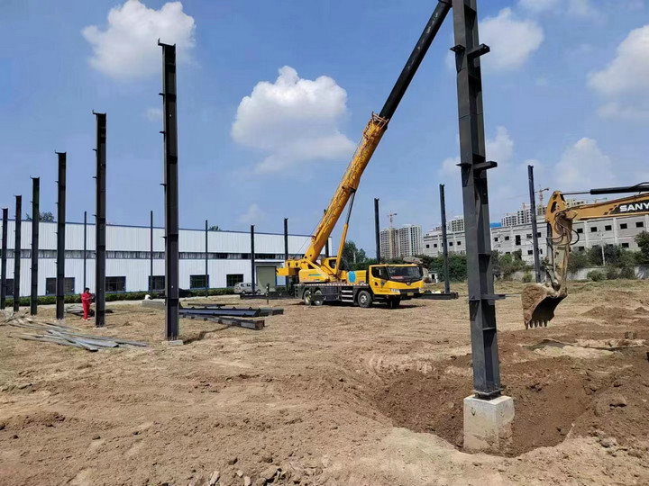 鋼結(jié)構(gòu)