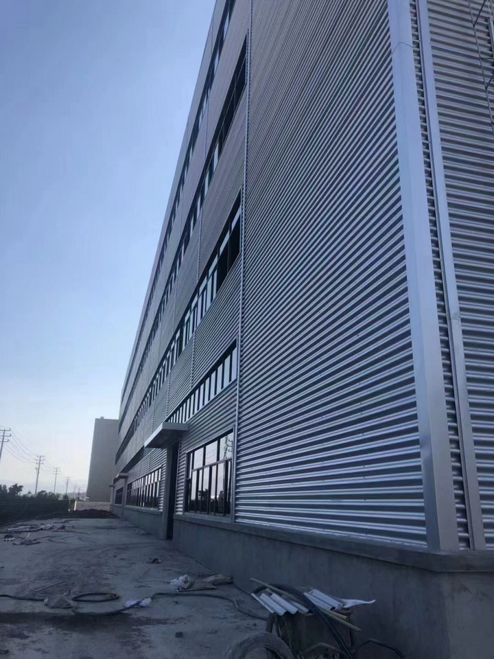 鋼結(jié)構(gòu)