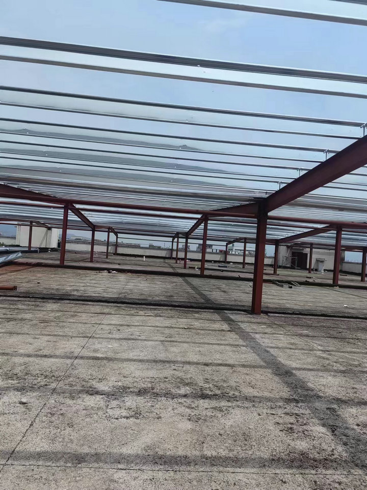 鋼結(jié)構(gòu)