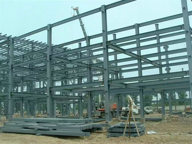 鋼結(jié)構(gòu)